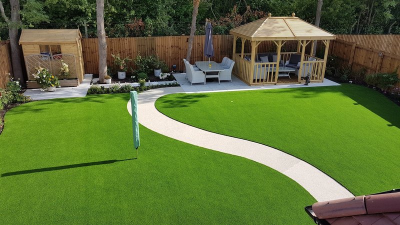 Artificial Grass for Low-Maintenance Outdoor Flooring